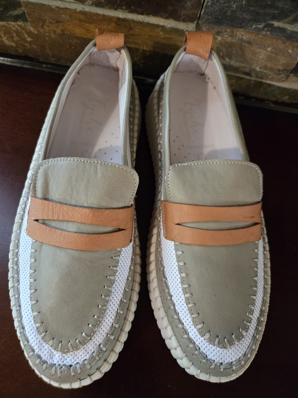Tyche Leather Women's Two-Tone Loafers in Light Green and Tan